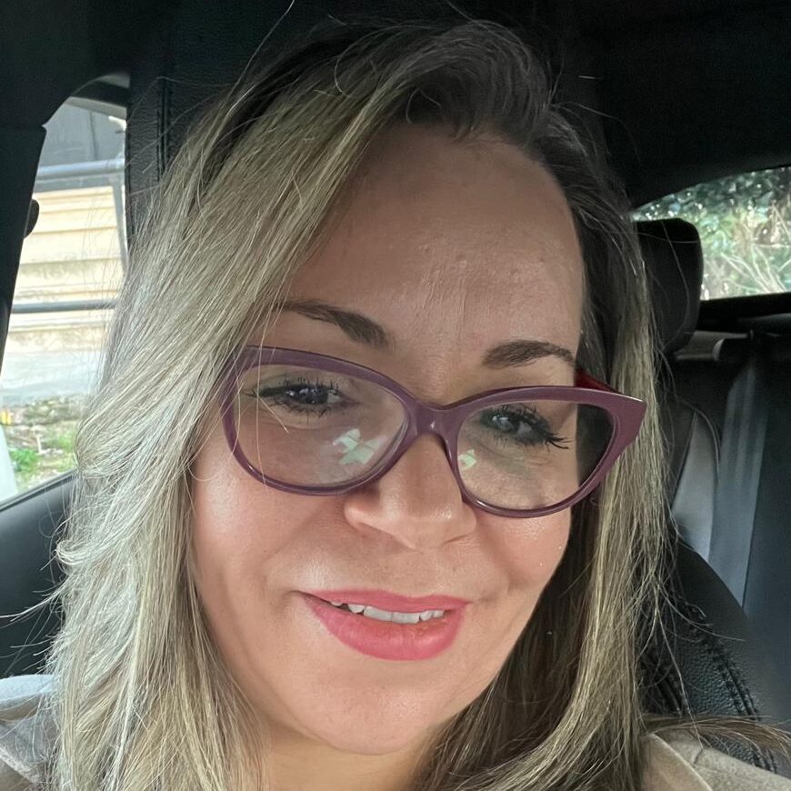 Amel Haddouche